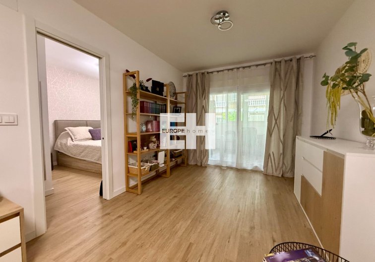 Revente - Appartement - Torrevieja - Centro