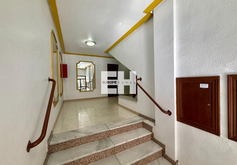 Revente - Appartement - Torrevieja - Centro
