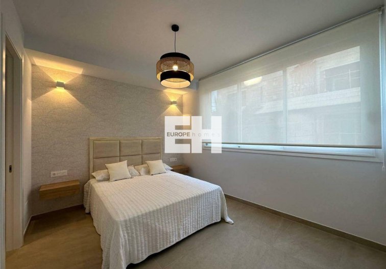Resale - Apartment - Torrevieja - Playa de los Locos