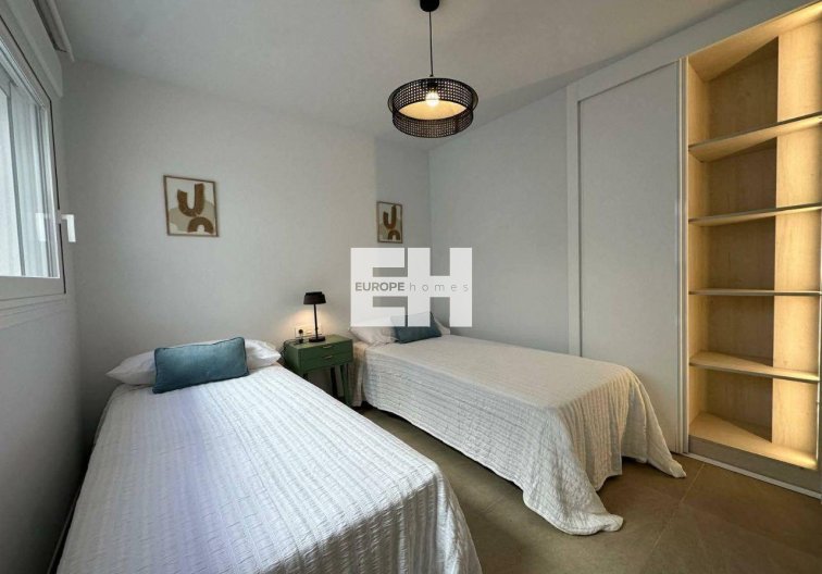 Resale - Apartment - Torrevieja - Playa de los Locos