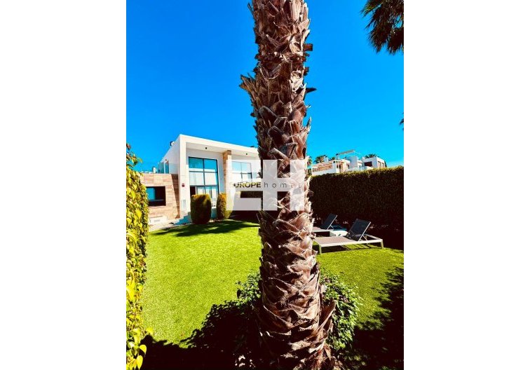 Herverkoop - town house - Orihuela Costa - Villamartín
