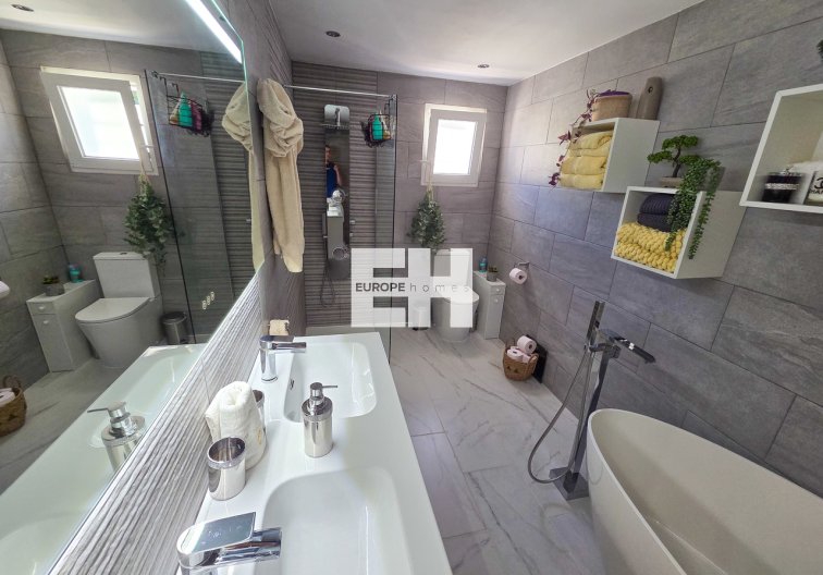 Resale - villa - Crevillent - Inland