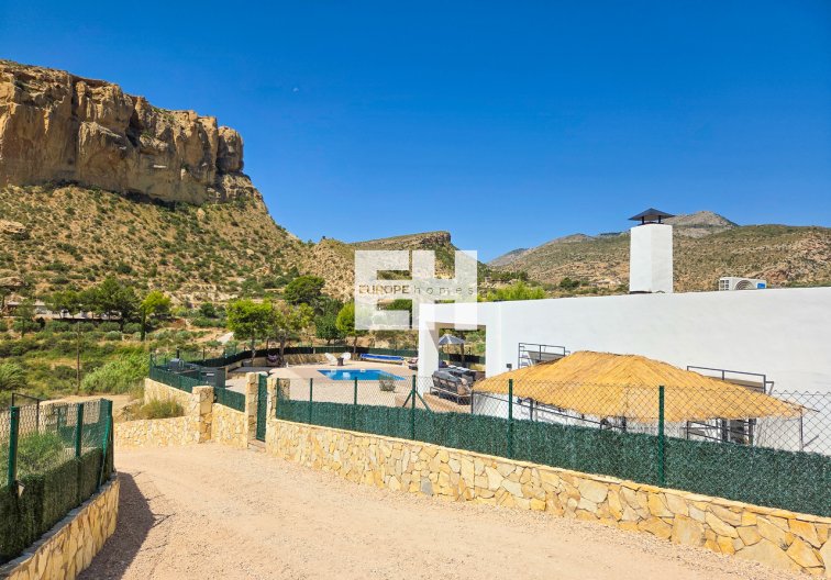 Resale - villa - Crevillent - Inland