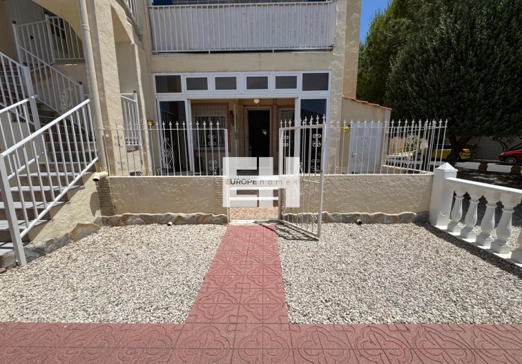 Segunda mano - Bungalow - Torrevieja - La Siesta - El Salado - Torreta