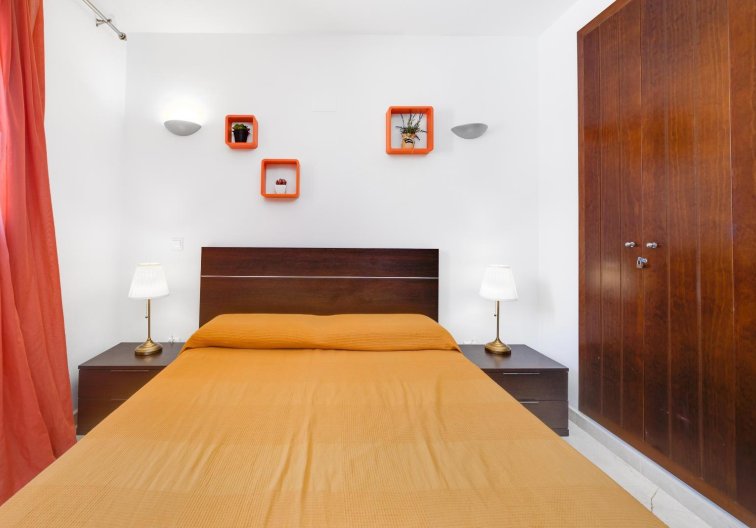 Segunda mano - Apartamento  - Torrevieja - Punta Prima