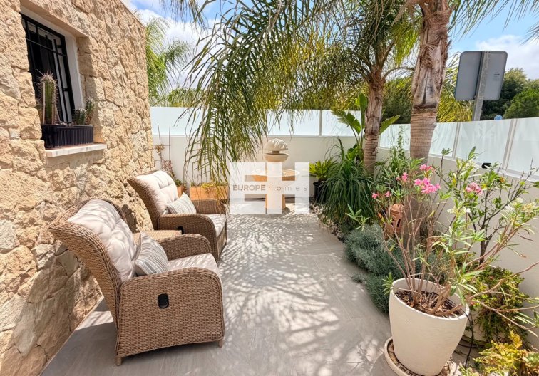 Wiederverkauf - villa - Los Montesinos - Costa Blanca