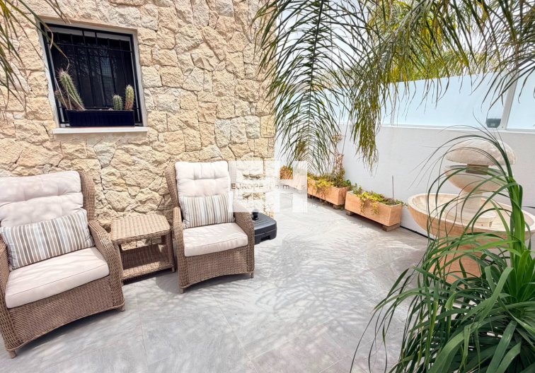 Wiederverkauf - villa - Los Montesinos - Costa Blanca