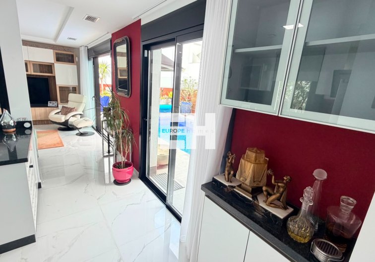 Wiederverkauf - villa - Los Montesinos - Costa Blanca