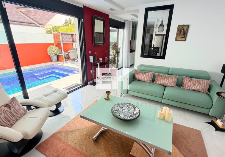 Wiederverkauf - villa - Los Montesinos - Costa Blanca