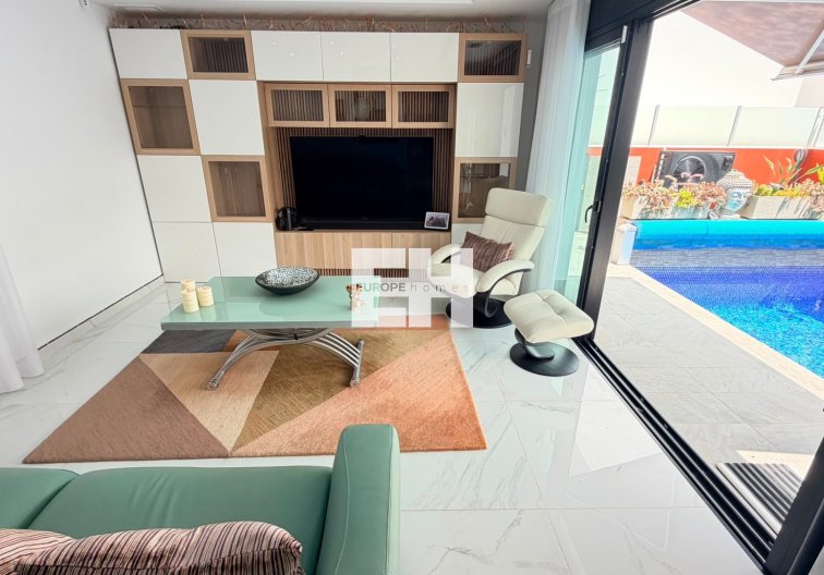 Wiederverkauf - villa - Los Montesinos - Costa Blanca