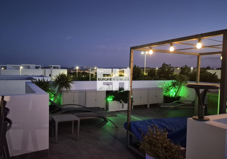 Wiederverkauf - villa - Los Montesinos - Costa Blanca
