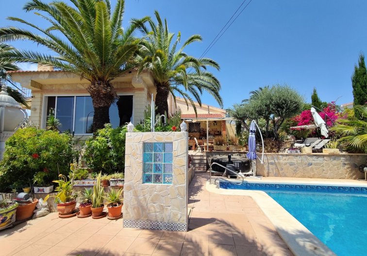 Herverkoop - villa - Ciudad Quesada - Costa Blanca