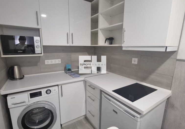 Resale - Apartment - Torrevieja - Centro