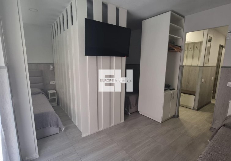 Resale - Apartment - Torrevieja - Centro