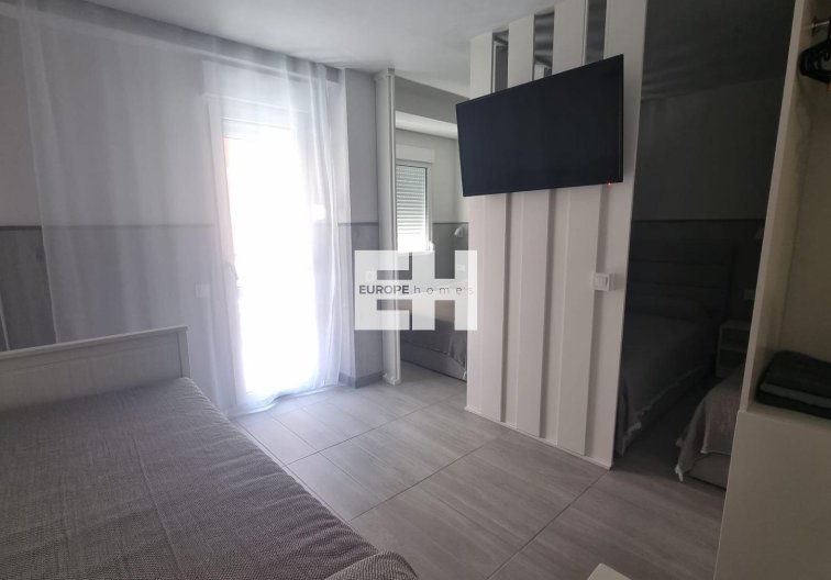 Resale - Apartment - Torrevieja - Centro
