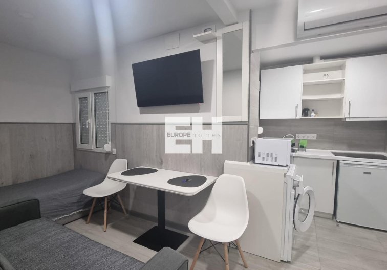 Resale - Apartment - Torrevieja - Centro