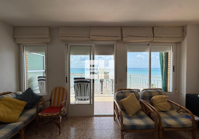 Wiederverkauf - Wohnung - Torrevieja - Playa del Cura