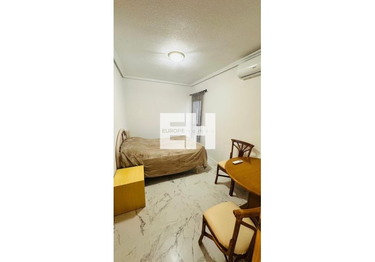 Revente - Appartement - Torrevieja - Acequion