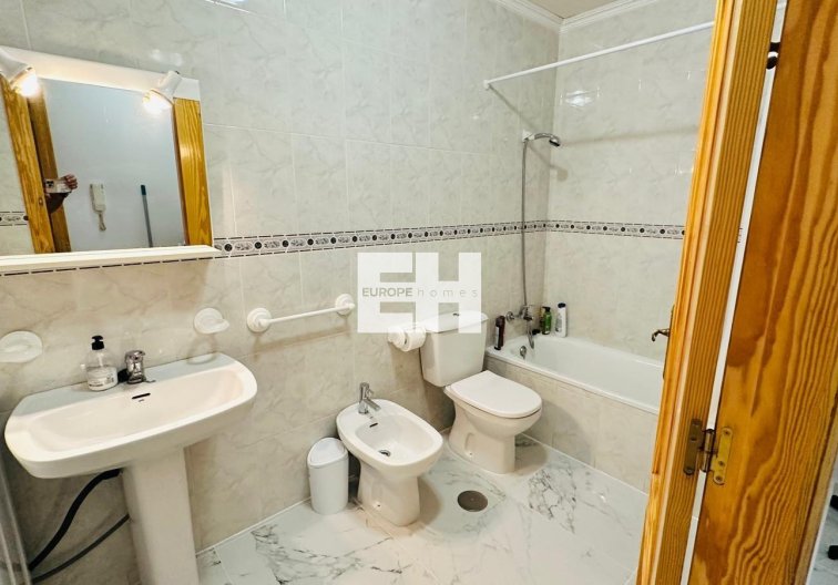 Revente - Appartement - Torrevieja - Acequion
