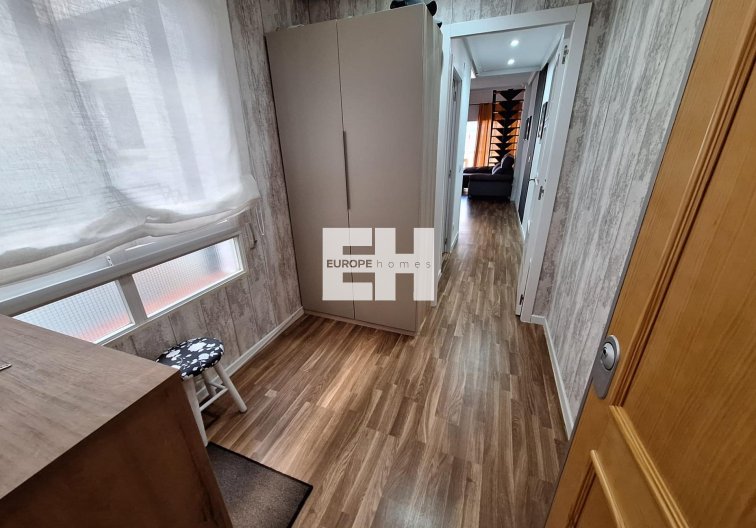 Resale - Apartment - Torrevieja - Centro