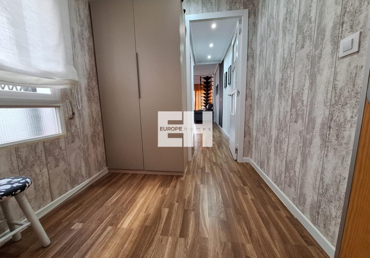 Resale - Apartment - Torrevieja - Centro