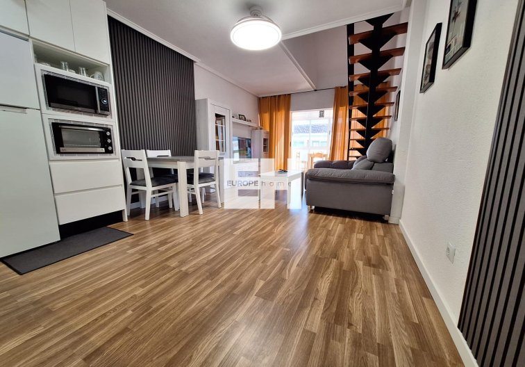 Resale - Apartment - Torrevieja - Centro