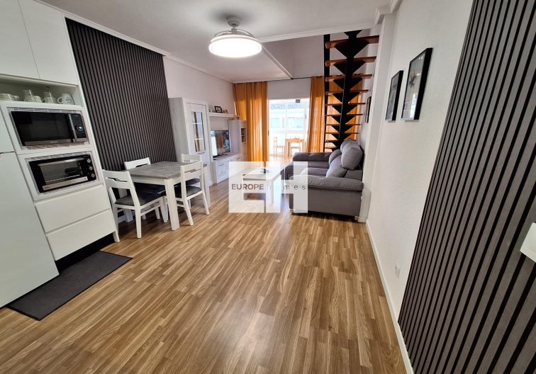 Resale - Apartment - Torrevieja - Centro
