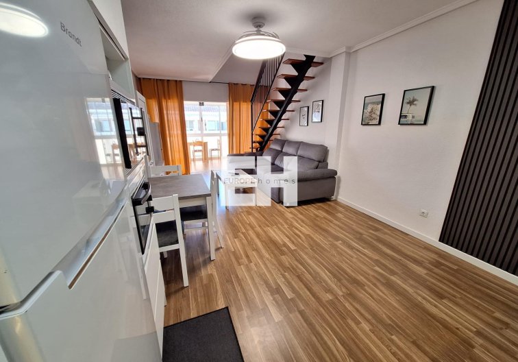 Resale - Apartment - Torrevieja - Centro