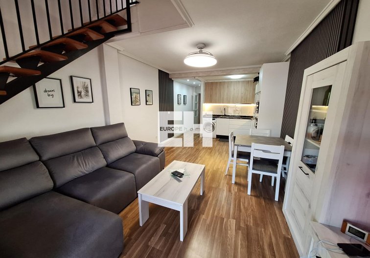 Resale - Apartment - Torrevieja - Centro