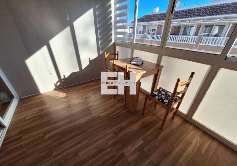 Resale - Apartment - Torrevieja - Centro