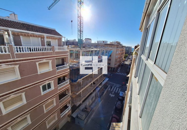 Resale - Apartment - Torrevieja - Centro