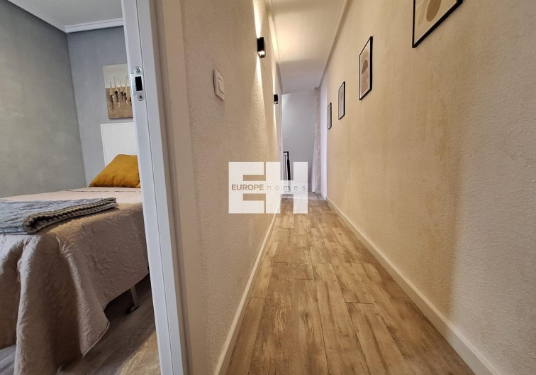 Resale - Apartment - Torrevieja - Centro