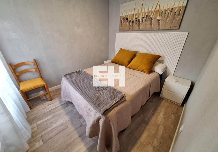 Resale - Apartment - Torrevieja - Centro