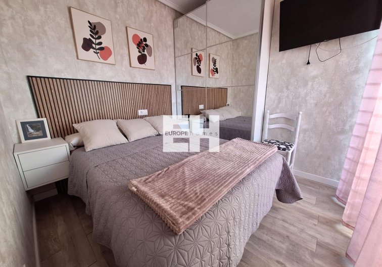 Resale - Apartment - Torrevieja - Centro