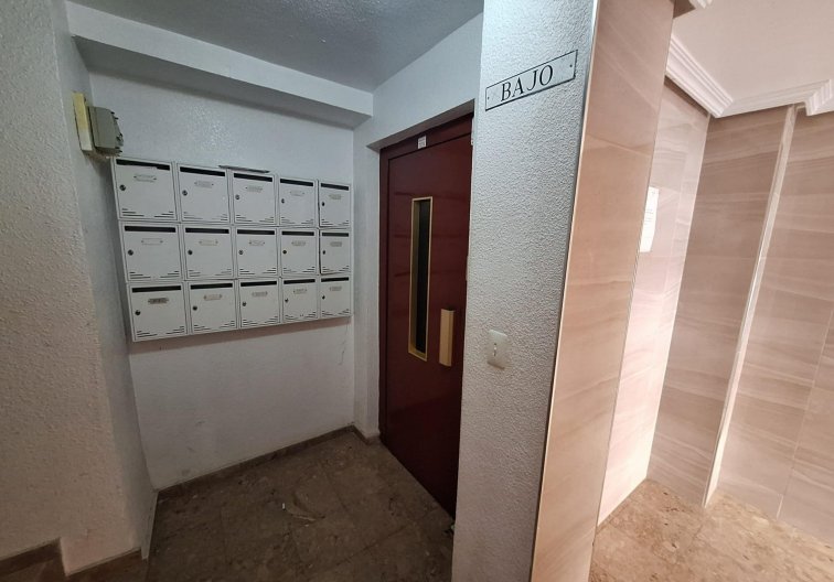 Wiederverkauf - Wohnung - Torrevieja - Playa de los Locos