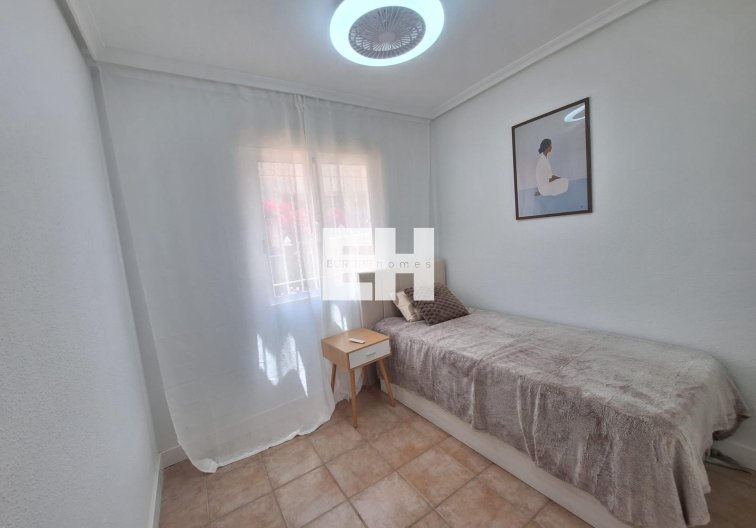 Revente - Bungalow - Torrevieja - Sector 25