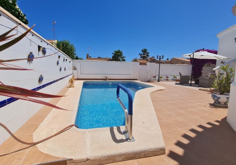 Segunda mano - villa - Orihuela Costa - Costa Blanca