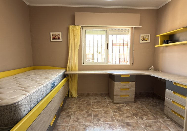 Segunda mano - town house - La Zenia - Costa Blanca
