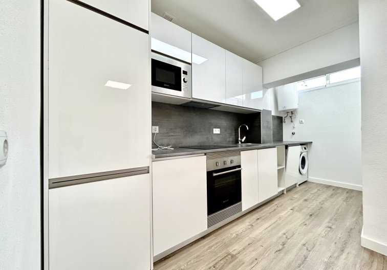 Segunda mano - Apartamento  - Villamartin - Costa Blanca