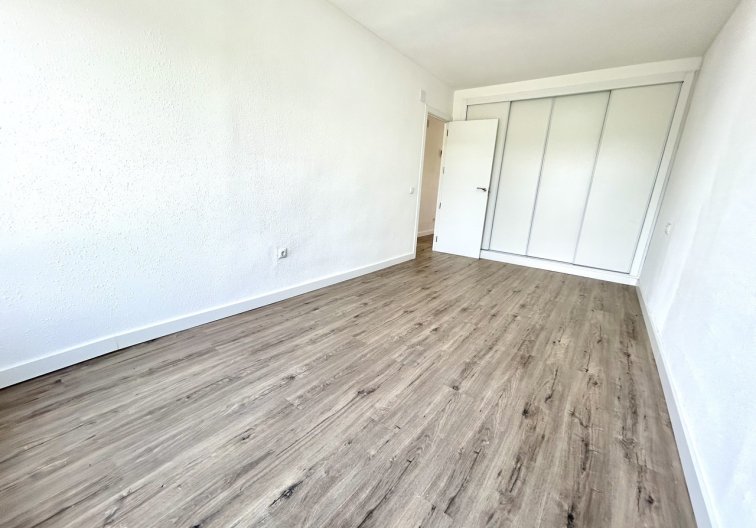 Segunda mano - Apartamento  - Villamartin - Costa Blanca