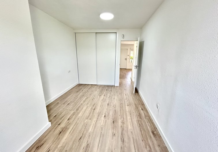 Segunda mano - Apartamento  - Villamartin - Costa Blanca
