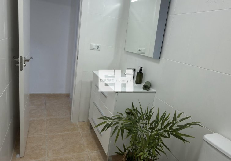 Wiederverkauf - Wohnung - Torrevieja - Centro