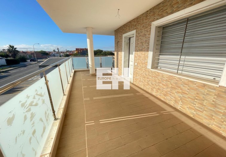 Herverkoop - villa - Torrevieja - La Siesta - El Salado - Torreta