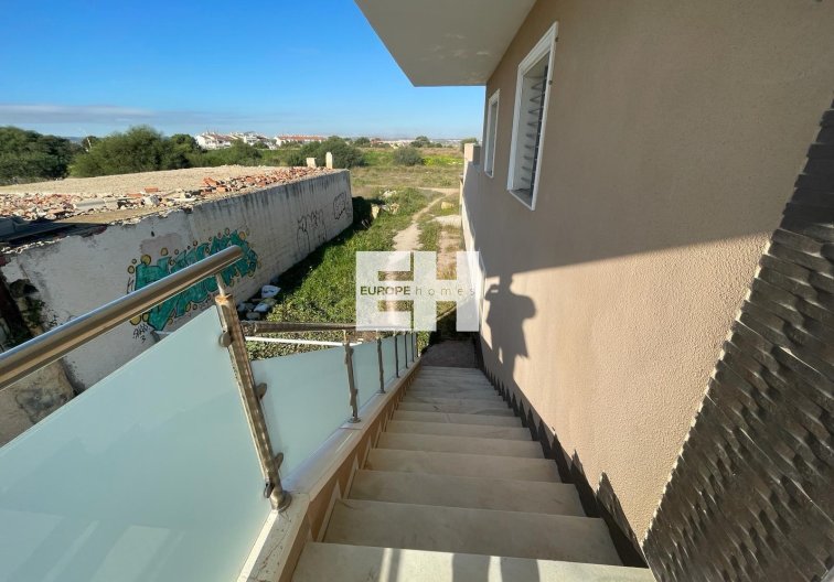Herverkoop - villa - Torrevieja - La Siesta - El Salado - Torreta