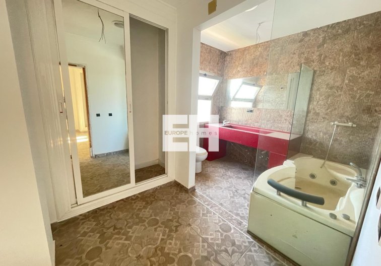 Herverkoop - villa - Torrevieja - La Siesta - El Salado - Torreta