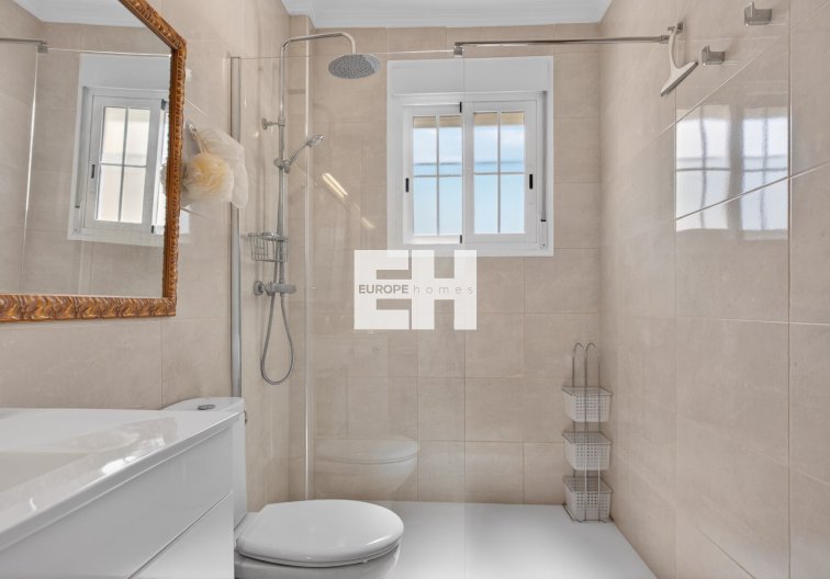 Revente - villa - Orihuela Costa - Costa Blanca