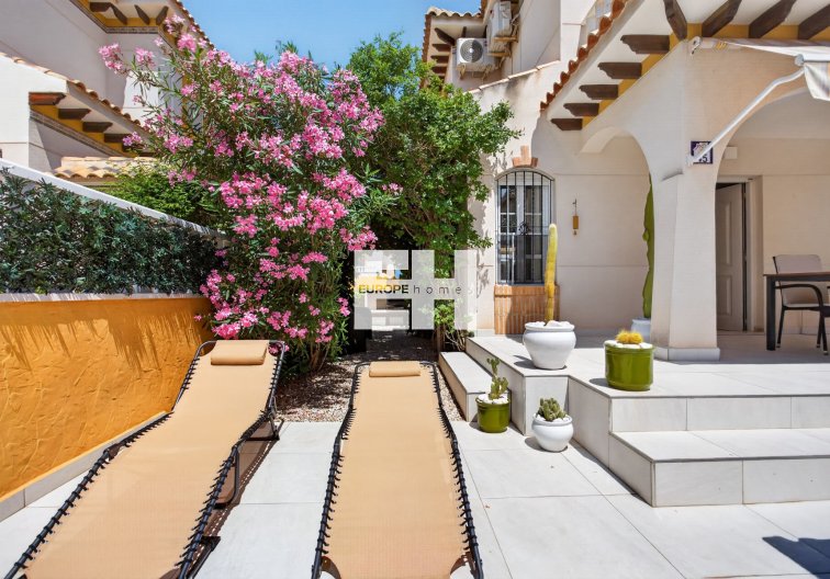 Revente - villa - Orihuela Costa - Costa Blanca