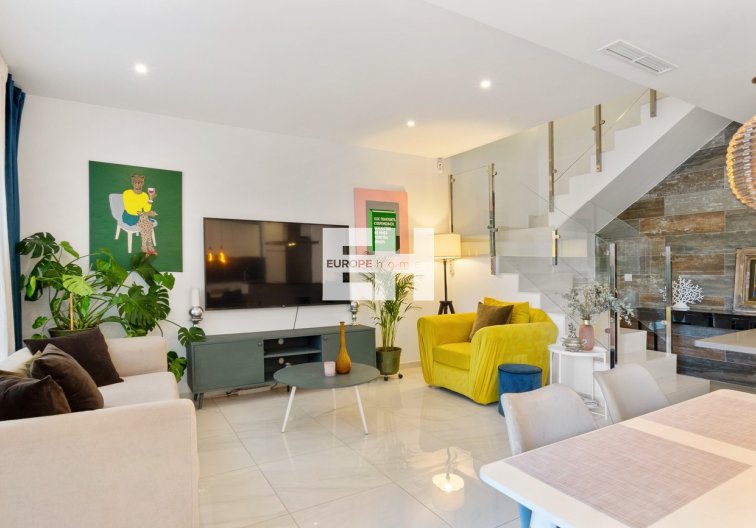 Herverkoop - town house - Villamartin - Costa Blanca