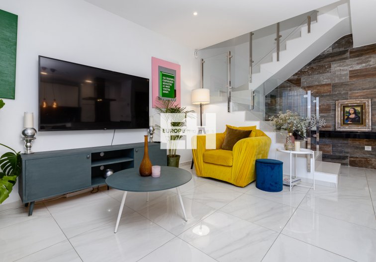 Herverkoop - town house - Villamartin - Costa Blanca