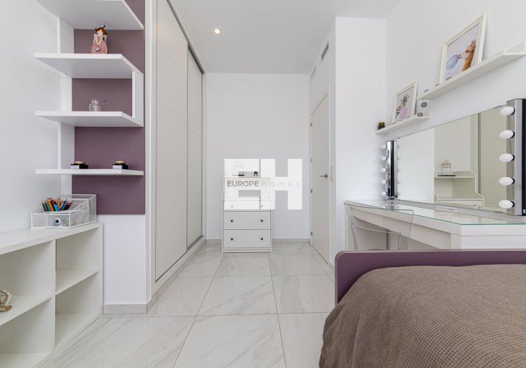 Herverkoop - town house - Villamartin - Costa Blanca